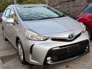 Toyota  Prius Alfa 2017  Automatic  7 seater - Image 2
