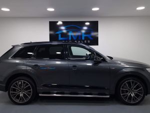 Audi Q7 3.0 TDI S-line Black Ed Quattro - Image 4