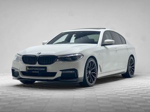 BMW 5-Series 520D M SPORT - Image 3