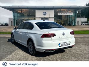 Volkswagen Passat R-line 2.0tdi 150HP Manual - Image 4