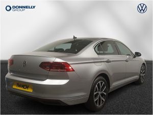 Volkswagen Passat Diesel Saloon SEL - Image 4