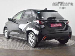 Toyota Yaris 1.5 5Dr Auto - Image 4