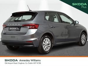 Skoda Fabia Selection 1.0mpi 80bhp - Image 4