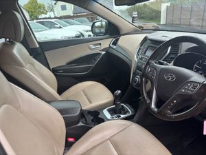 Hyundai Santa Fe 2017 Executive 4WD 7 Seat NCT Tax - Image 3