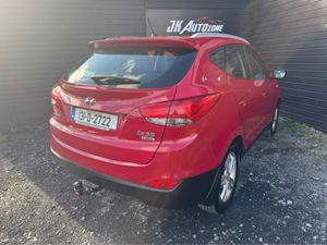 Hyundai ix35 1.7 EXECUTIVE 5DR - Image 4