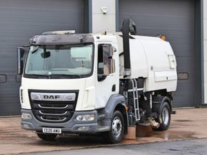 2020 DAF LF 230 4X2 SWEEPER - Image 3