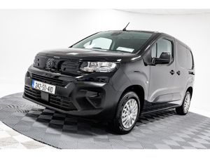 Peugeot Partner Pro Plus 1.5 Diesel 100HP 650kg €2 - Image 4