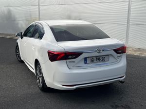 Toyota Avensis 2016 diesel 2.0 Leather - Image 2