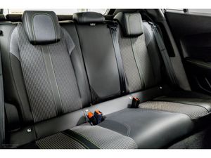 Peugeot 2008 E-GT 50kWh Auto 136HP - Image 4