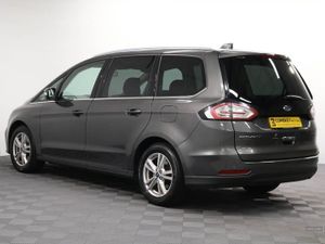 Ford Galaxy Ecoblue Titanium - Image 4