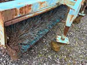 Yard / Road Sweepers - Image 3