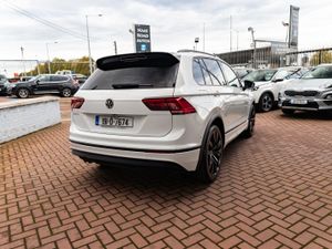 2.0 TDI 150HP R-LINE PAN ROOF 5DR ESTATE AUTOMATIC - Image 3