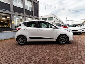 1.0 DELUXE 5DR HATCHBACK FINISHED IN UNMARKED WHIT - Image 2