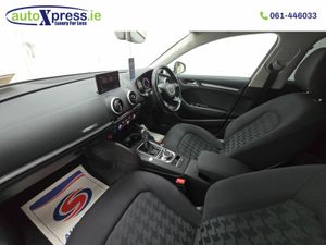Audi A3 SPORTBACK 1.4TFSI Automatic, Reversing cam - Image 4