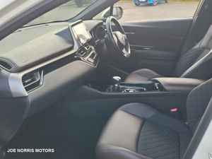 Toyota C-HR G Sport 1.8 HYBRID AUTOMATIC - Image 3