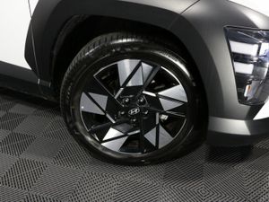 Hyundai Kona Hybrid Elegance - EX Demo - 1.6l Pet - Image 4