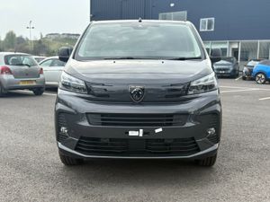 Peugeot Expert L1 Diesel Professional - Image 4