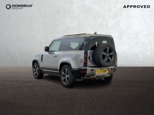 Land Rover Defender Diesel Estate X-Dynamic HSE - Image 2