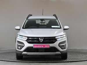 Dacia Jogger 1.0 TCE 110BHP Comfort 6spd 7seats - Image 2