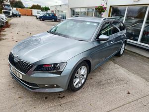 Skoda Superb 2.0 TDI 150bhp Style Estate - Image 4