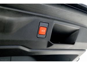 Peugeot 5008 GT Hybrid Auto 145HP - 7 Seats - Image 2