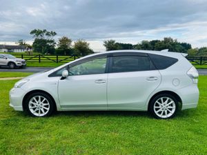 Toyota Prius 2014 Prius Alpha. 1.8 HYBRID - Image 3