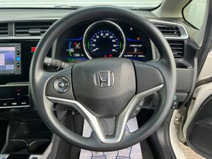 Honda Fit F-PACKAGE 1.5 HYBRID // NEW 2 YEAR NCT / - Image 4