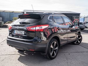 2017 Qashqai 1.6d Auto PREMIUM/1 owner/1yr warrant - Image 2