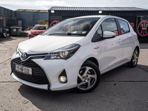 2017 Yaris 1.5 Hybrid/1 owner/Irish/1yr warranty - Image 4
