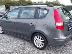 🔵 Hyundai i30 1.6 CRDi 90BHP AA Approved - Image 3