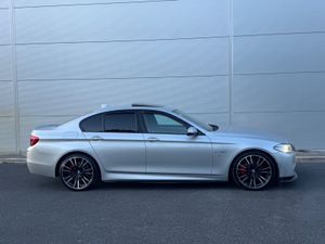 BMW 5-Series 2015 msport auto - Image 2