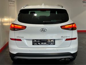 Hyundai Tucson IX35 EXECUTIVE PLUS 5DR - Image 3