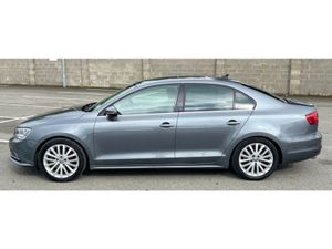 Volkswagen Jetta HIGHLINE 2.0 TDI MANUAL 5SPEED 11 - Image 3