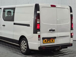 Vauxhall Vivaro L2 Diesel - Image 3