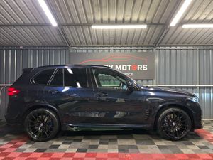 2024 242D BMW X5 50e M-Sport Plus Automatic - Image 4