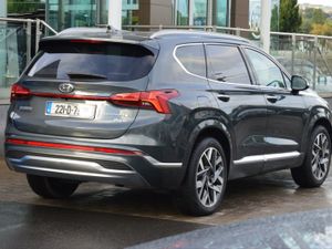 Hyundai Santa Fe 1.6 Phev 5DR Auto - Image 3