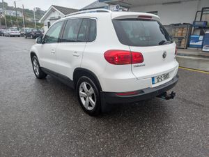 Volkswagen Tiguan 2.0 Tdi Auto 4WD 2012 - Image 4