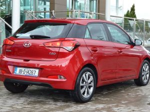 Hyundai i20 1.2 Deluxe  Low Mileage - Image 3