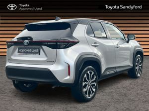 Toyota Yaris Cross LUNA SPORT // REAR CAMERA // SM - Image 2