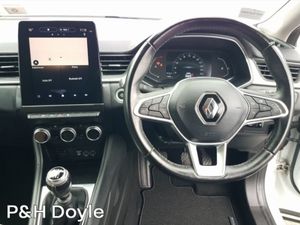 Renault Captur S Edition - Image 2