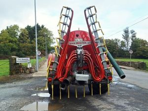 2009 HiSpec 2300 Gal Tanker , 2021 Mastek 7.5m D/B - Image 4