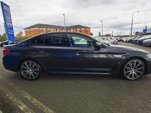 BMW 5 SERIES 530E M SPORT **HARMON/KARDON** AUTO - Image 4
