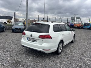 Volkswagen Golf - Image 4