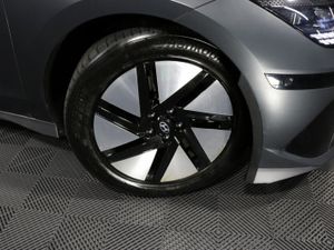 Hyundai Ioniq 6 Elegance EX Demo 77 kWh EV Saloon - Image 3