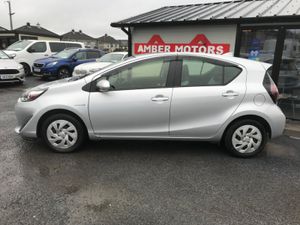 2020 TOYOTA AQUA ** Only €49 Per Week** - Image 4