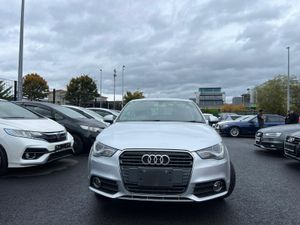 AUDI A1 2012 - Image 2