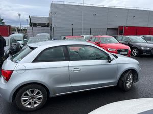 AUDI A1 2012 - Image 4