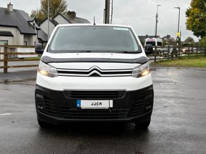 Citroen Dispatch 2017 MWB ONLY 122 KM - Image 2