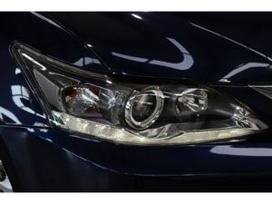 Lexus CT 200H 1.8 SE Plus 5DR Auto  49 - Image 4