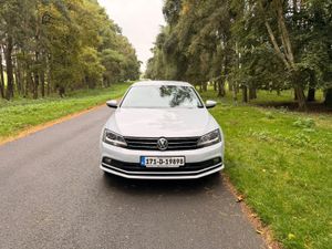 Volkswagen Jetta Highline 2.0 TDI - Image 2
